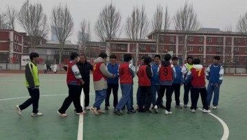 AG体育app下载-北京市东方德才学校2026年高中部足球班超联赛正式开幕